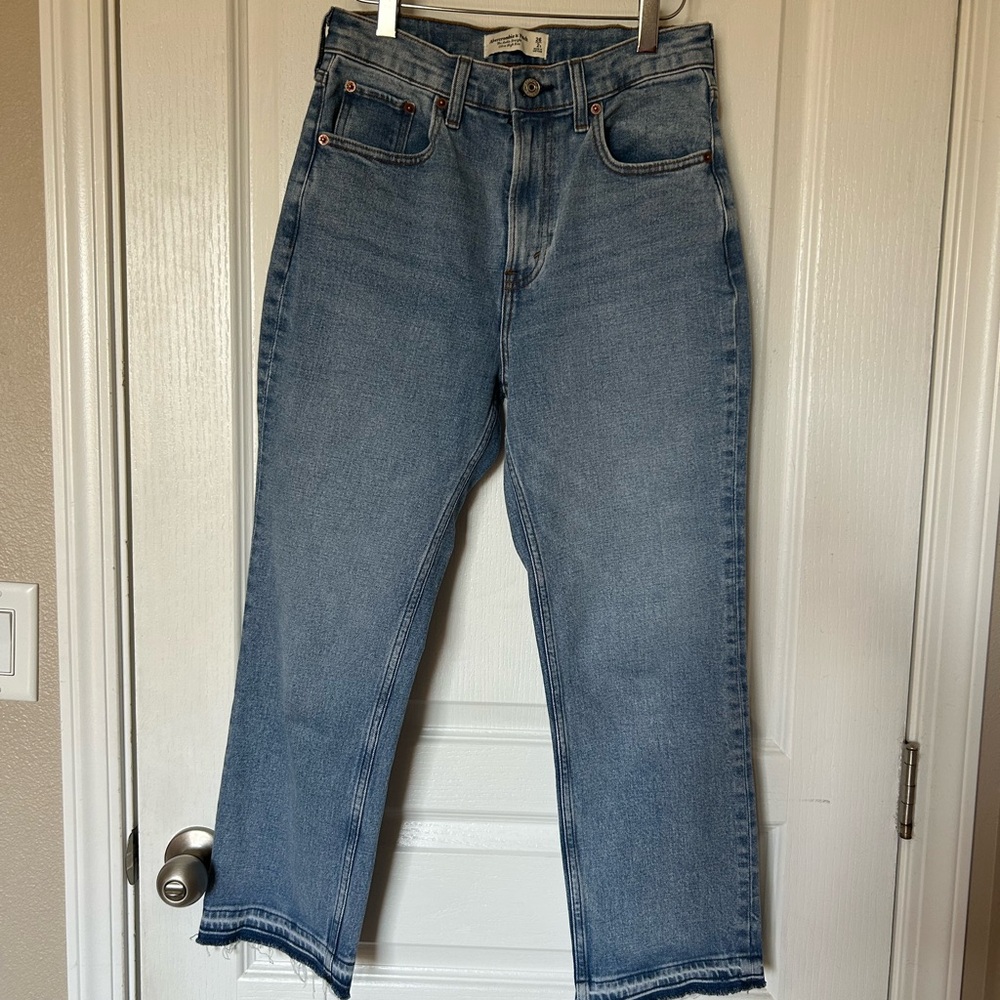 Abercrombie & Fitch Blue Ankle Jeans